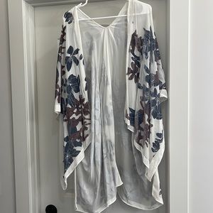 Floral velvet kimono from Vici